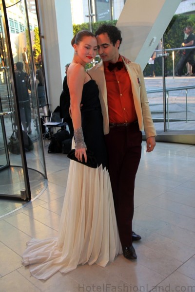 zac-and-devon-aokiweb