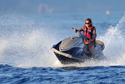 BEYONCE JET SKIING