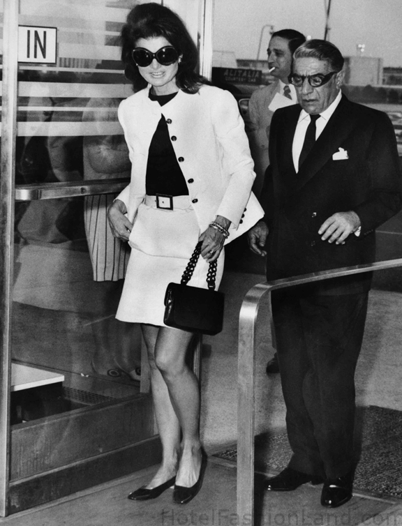 jackie kennedy onassis husband. Jacqueline Kennedy Onassis